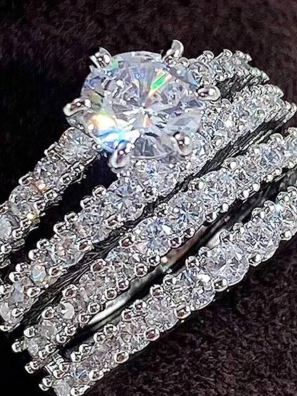 Jewelry elegant pink